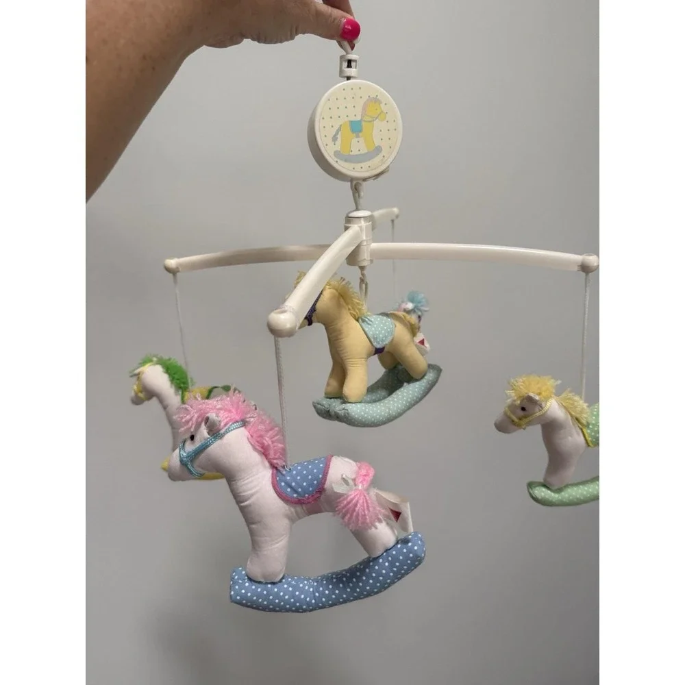 VTG 1987 Dakin Musical Baby Mobile Pretty Horses For Crib Plays 